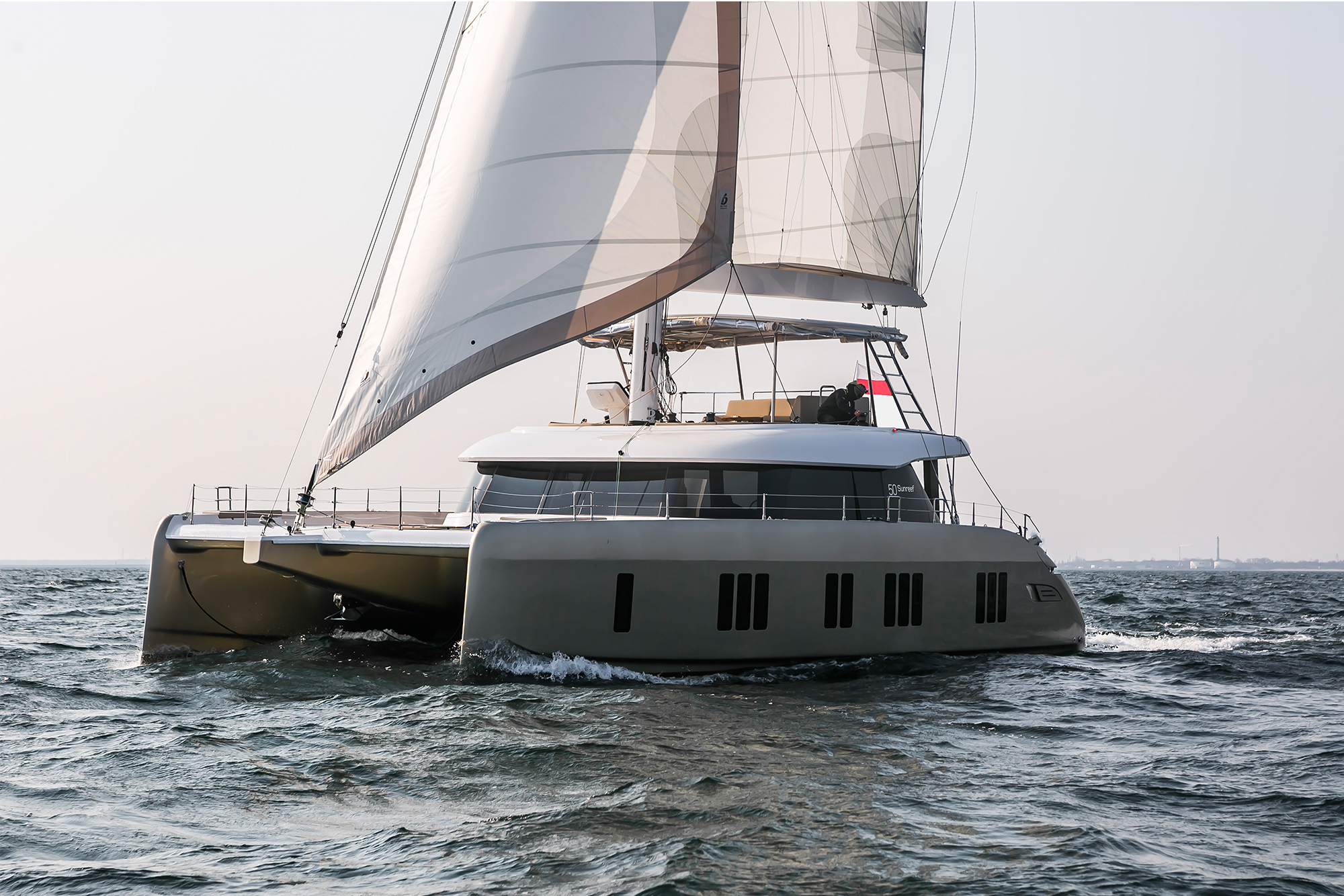Catamar&aacute;n de alquiler Sunreef 50 