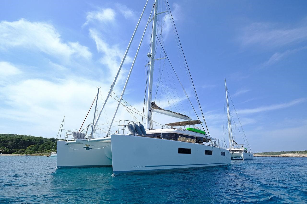 Lagoon 620 (5 cab)