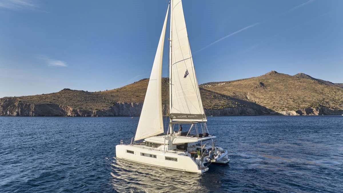 Catamar&agrave; de lloguer Lagoon 50