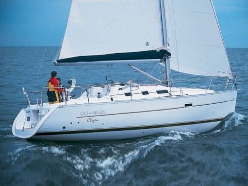 Oceanis 323 (2 cab)