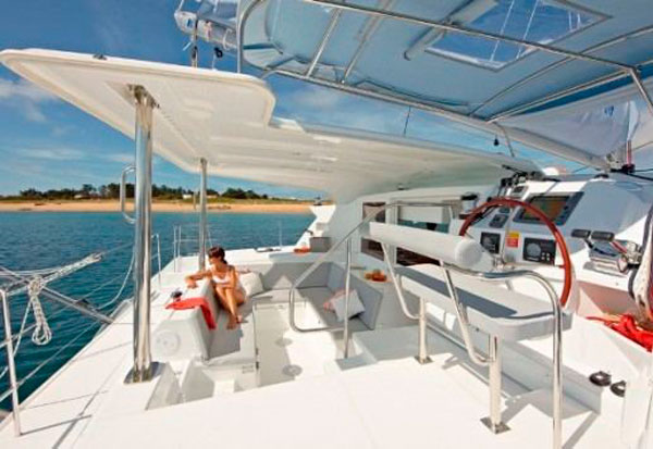 Lagoon 421 (4+1 cab)