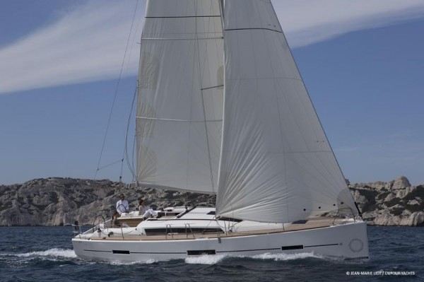 Dufour Grand Large 41 - Exterior