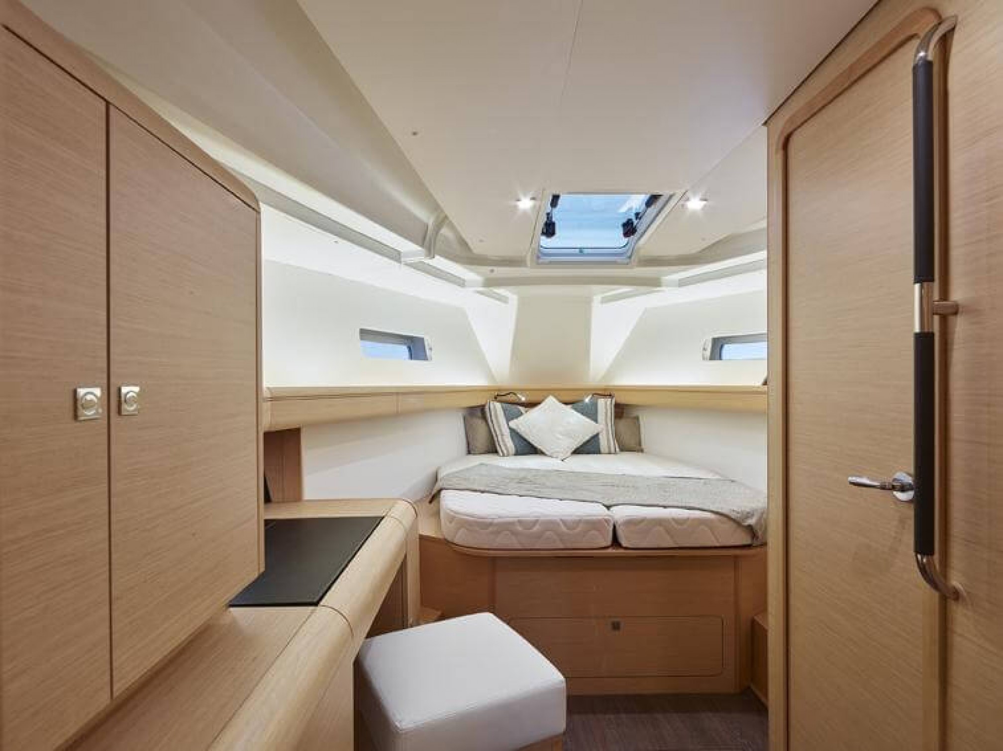 Sun Odyssey 449 sailboat charter cabin
