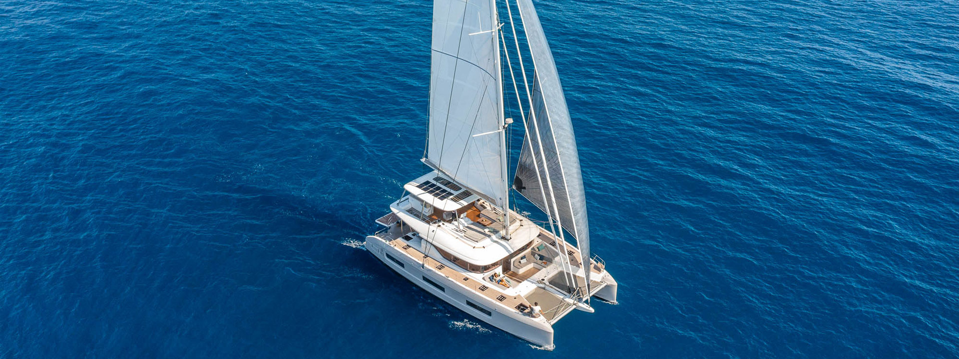 Lagoon 60 