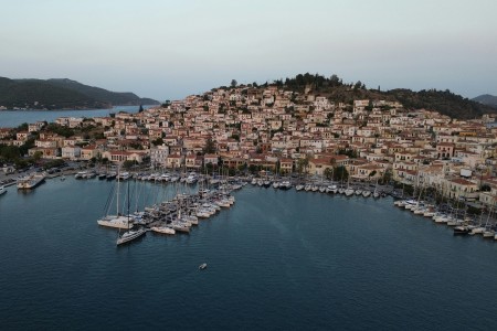 Efimia – Poros (23 NM)
