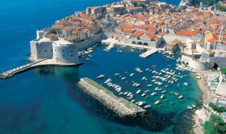 Split - Nečujam (Isla Šolta) (10 mn)