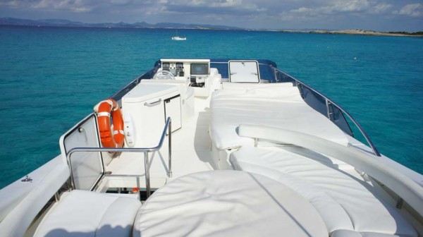 IBIZA M/Y Ferreti 53 - Yacht rental in Spain