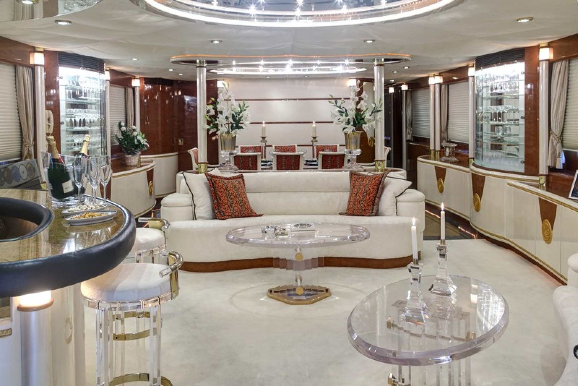  Elegance 95 yacht charter salon 
