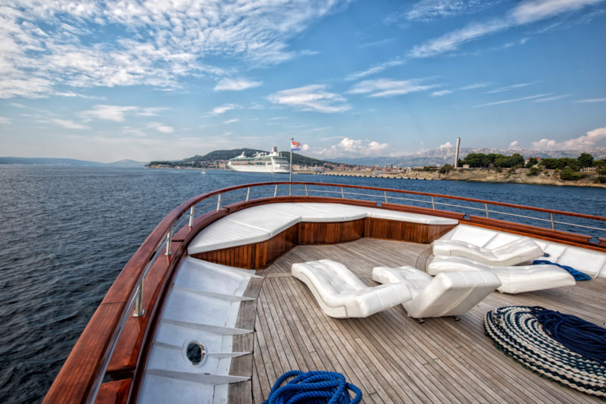 Rental yacht President 40 pax sundeck